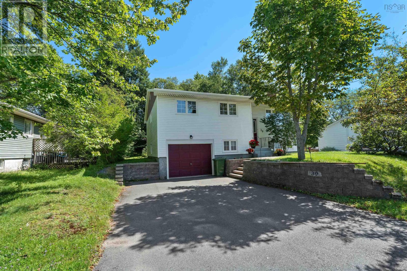 39 Robert Drive, Dartmouth, Nova Scotia  B2W 2A2 - Photo 5 - 202620325