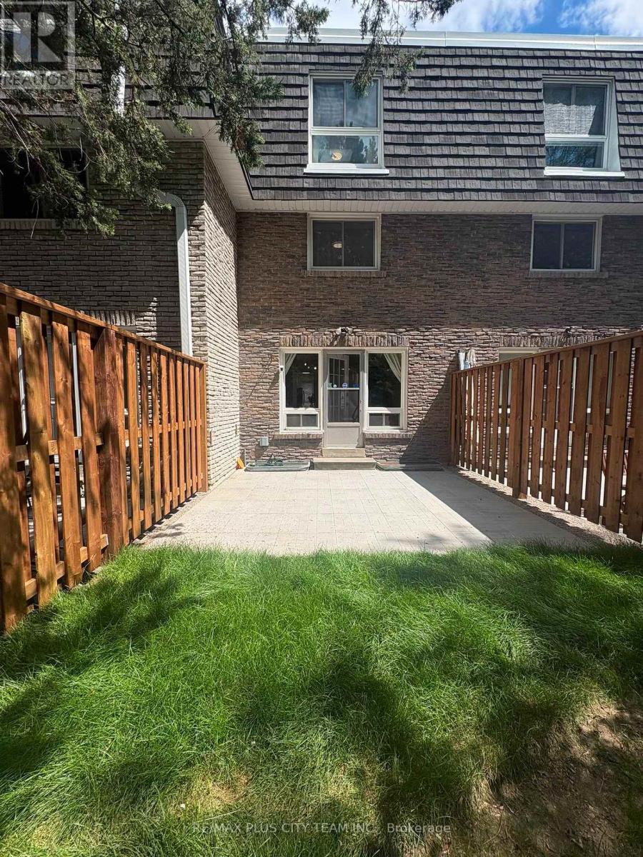 60 Tangle Briar Way, Toronto, Ontario  M2J 2M4 - Photo 34 - C13537692