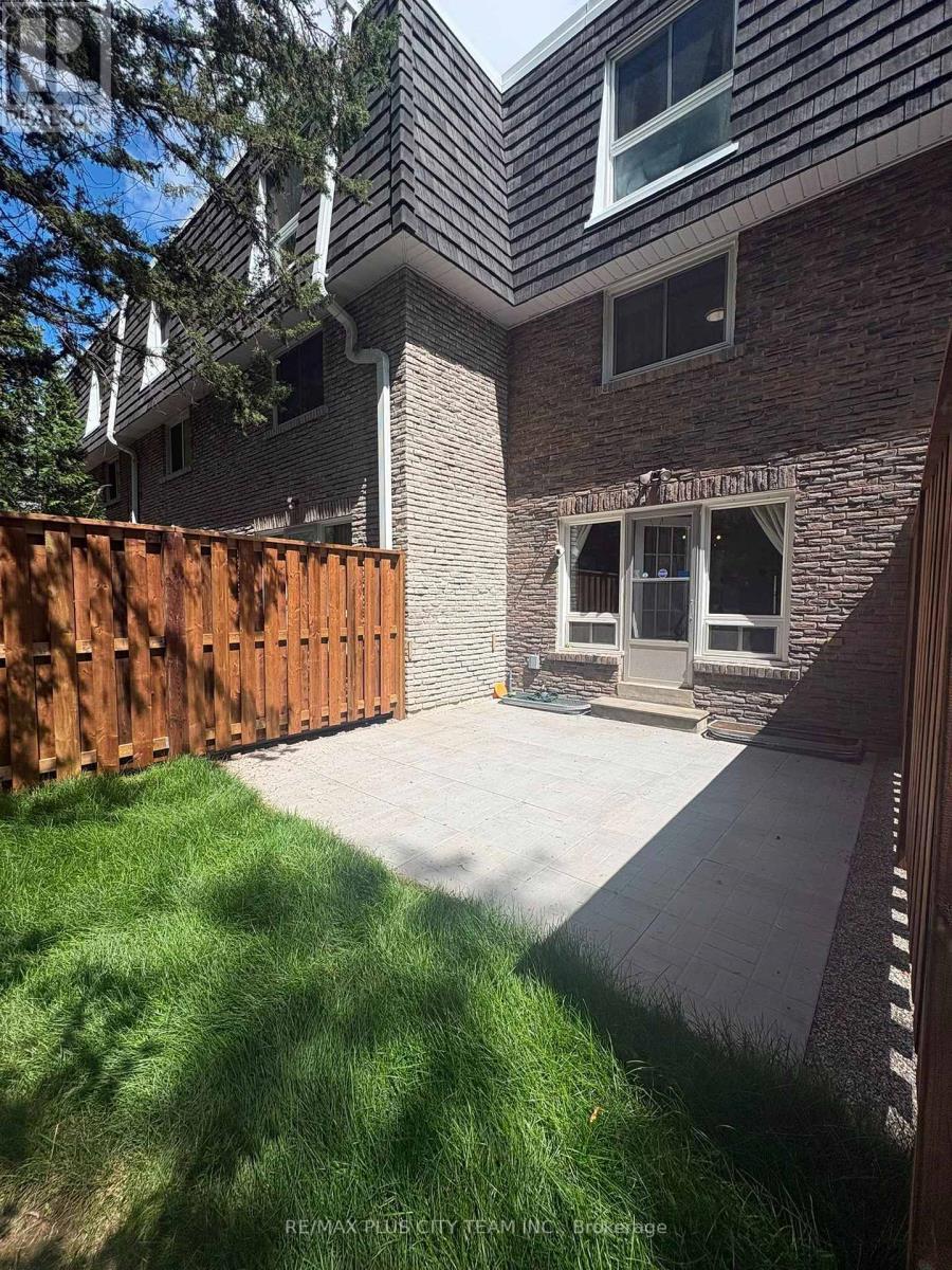 60 Tangle Briar Way, Toronto, Ontario  M2J 2M4 - Photo 36 - C13537692