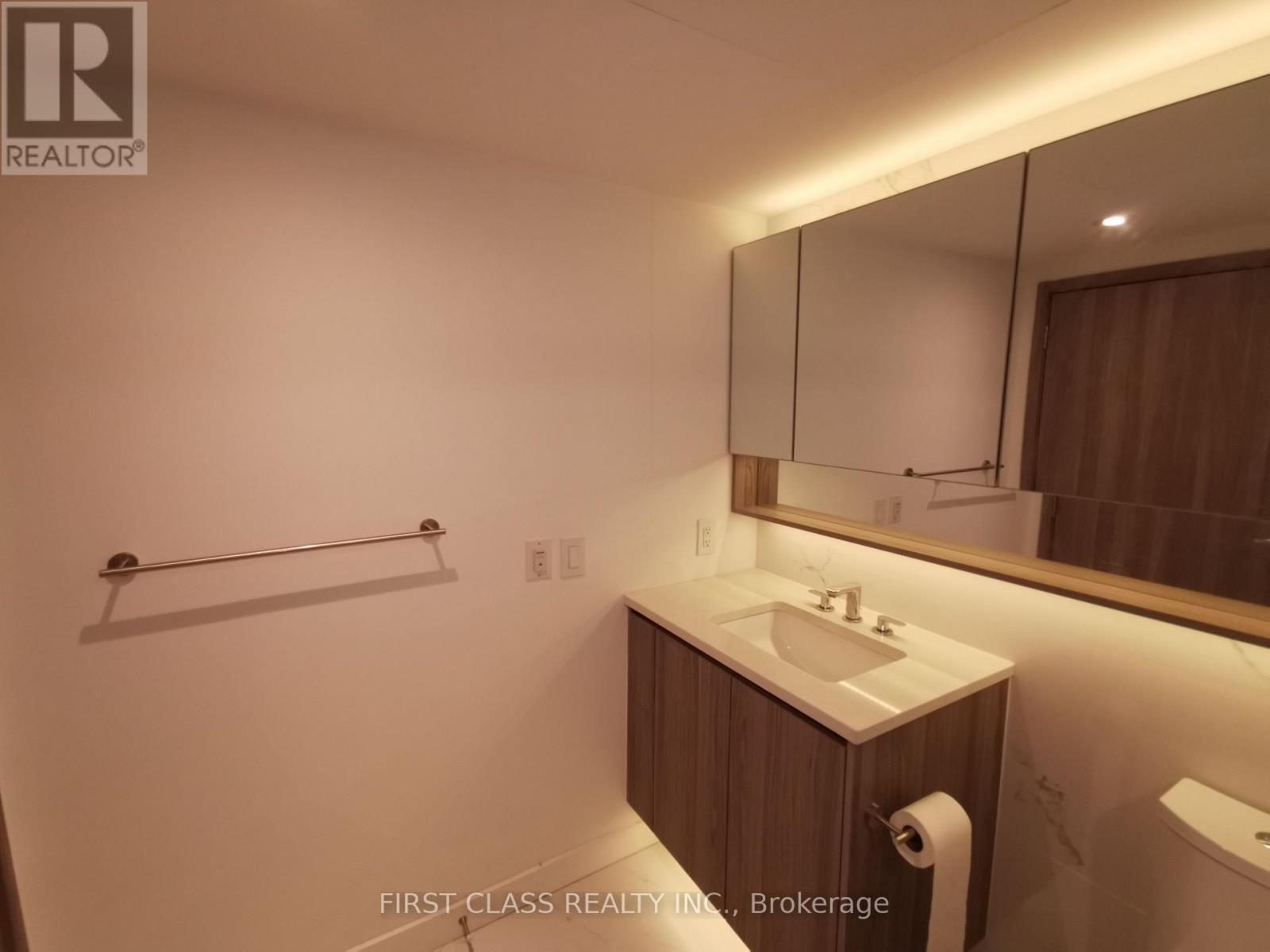 710 - 38 Widmer Street, Toronto, Ontario  M5V 2E9 - Photo 13 - C13619302
