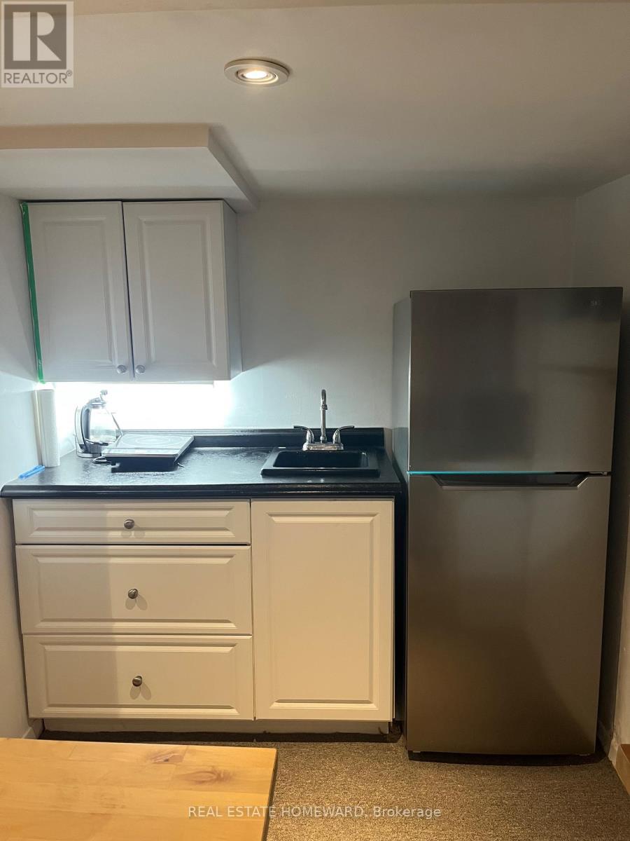 63 Queensbury Avenue, Toronto, Ontario  M1N 2X8 - Photo 10 - E13524330
