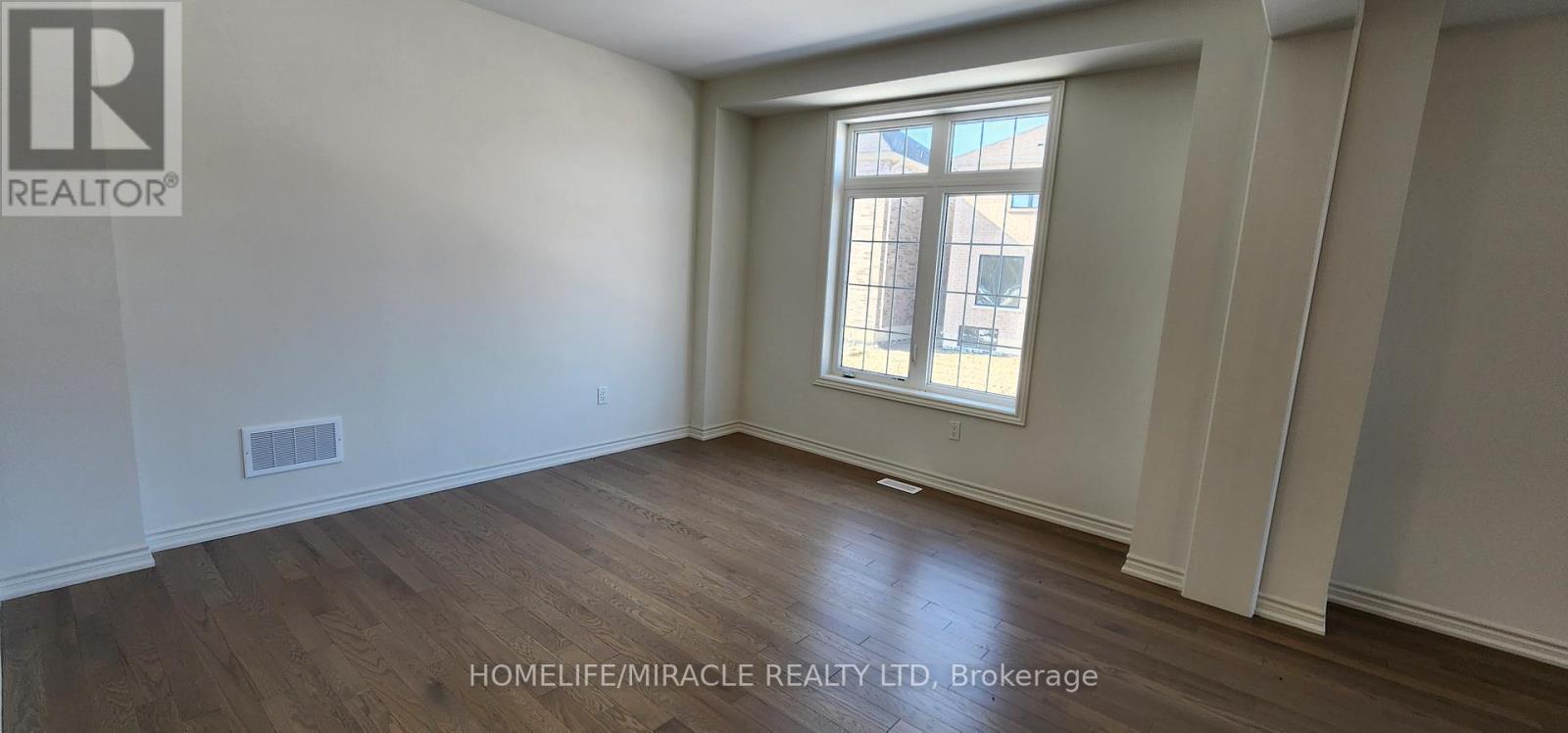 30 Hummingbird Grove, Adjala-Tosorontio, Ontario  L0G 1W0 - Photo 17 - N13641488