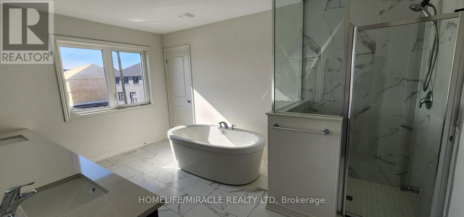 30 Hummingbird Grove, Adjala-Tosorontio, Ontario  L0G 1W0 - Photo 23 - N13641488