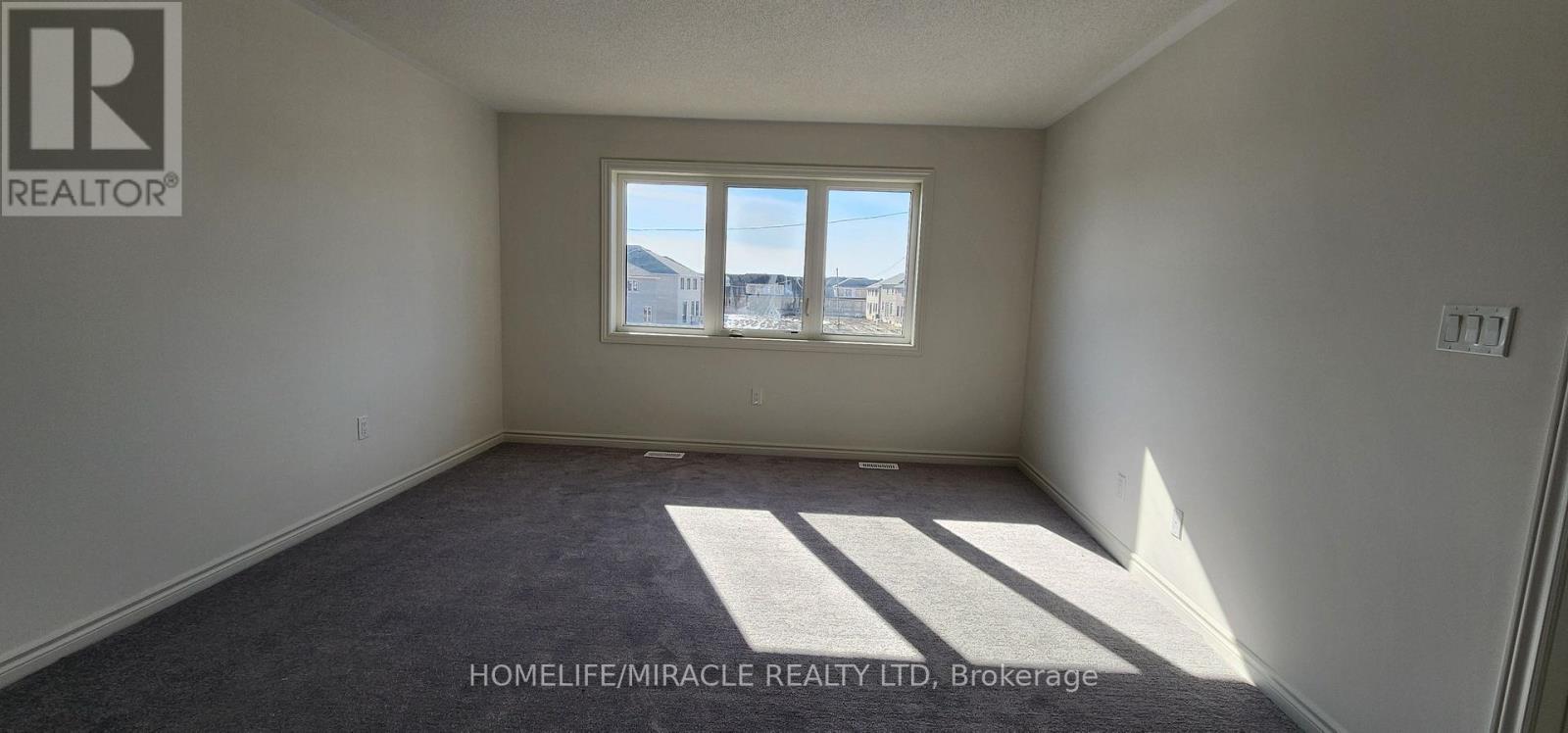 30 Hummingbird Grove, Adjala-Tosorontio, Ontario  L0G 1W0 - Photo 25 - N13641488