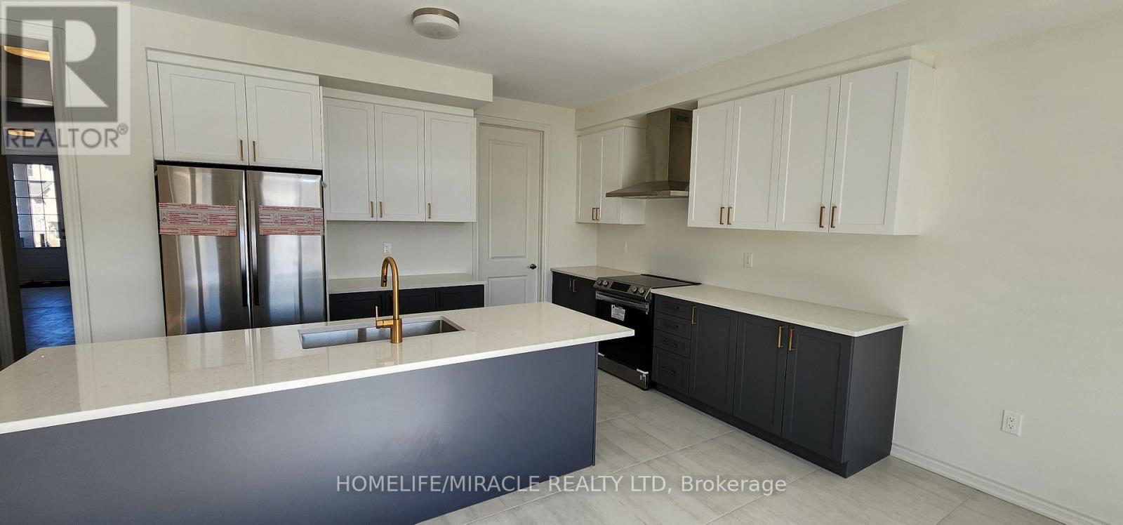 30 Hummingbird Grove, Adjala-Tosorontio, Ontario  L0G 1W0 - Photo 3 - N13641488