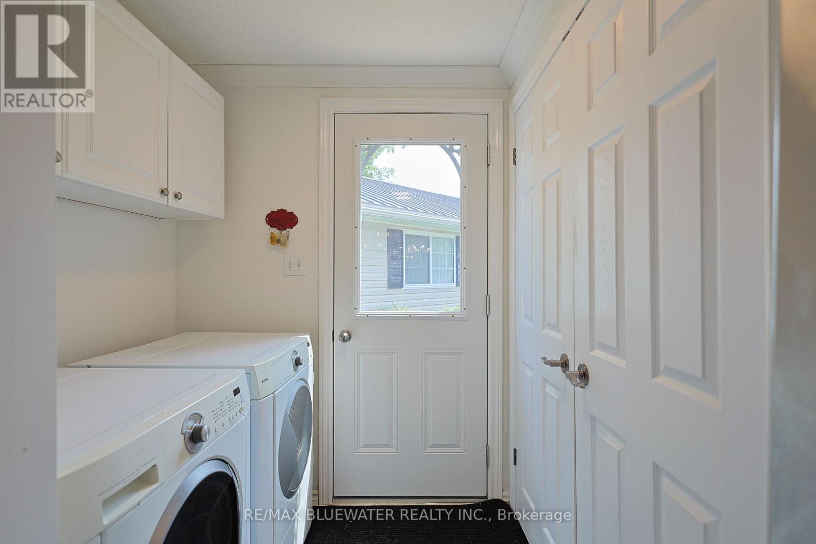288 Concord Drive, South Huron (Stephen), Ontario  N0M 1T0 - Photo 15 - X13685778