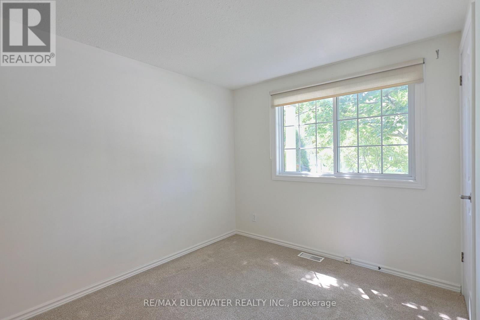 288 Concord Drive, South Huron (Stephen), Ontario  N0M 1T0 - Photo 23 - X13685778