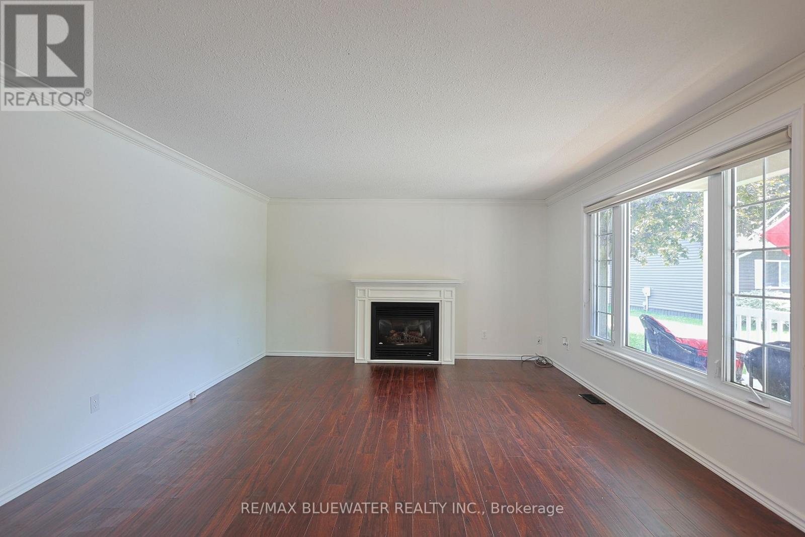 288 Concord Drive, South Huron (Stephen), Ontario  N0M 1T0 - Photo 3 - X13685778