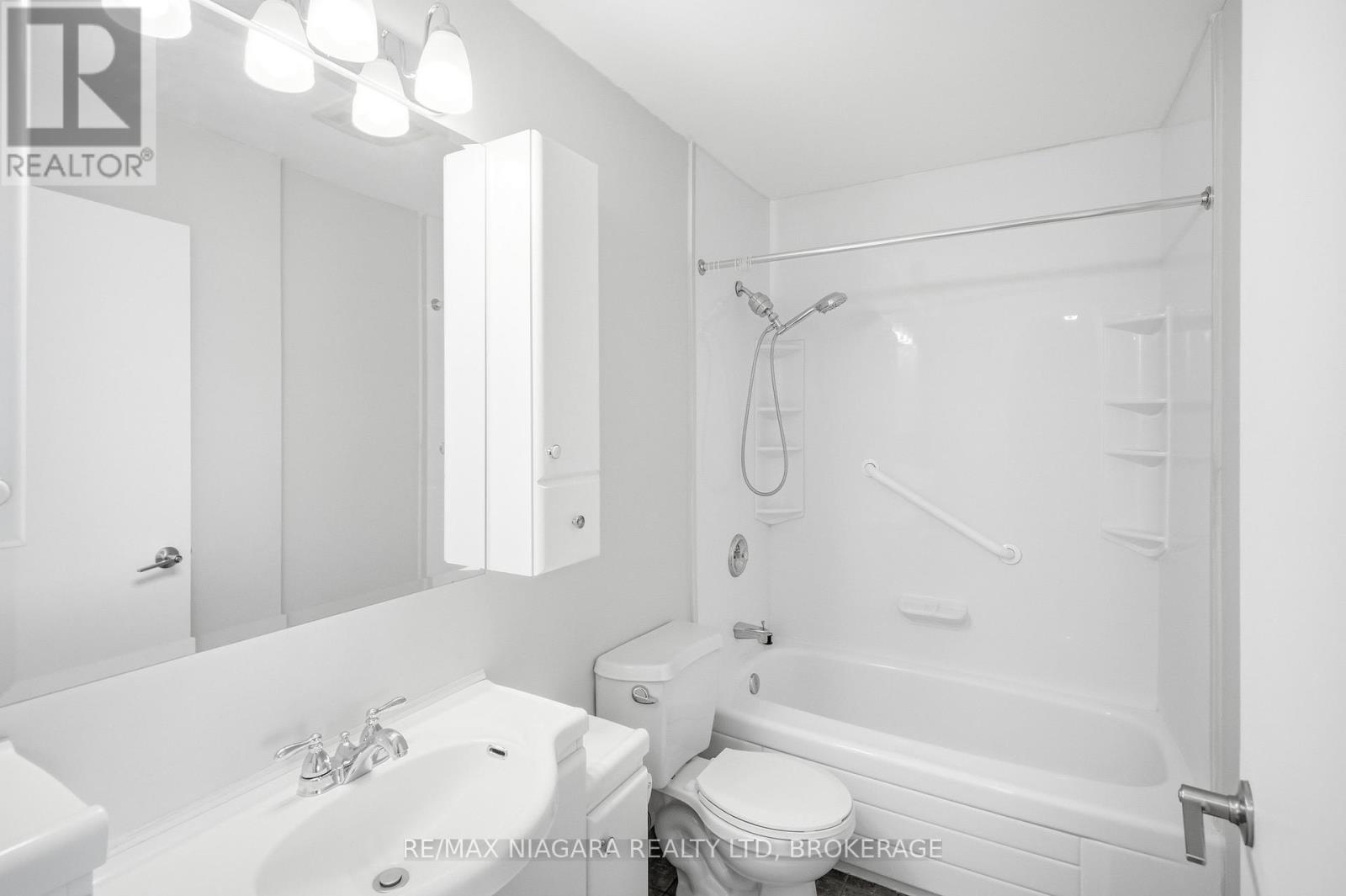 102 - 35 Towering Heights Boulevard, St. Catharines, Ontario  L2T 3G8 - Photo 26 - X13685168