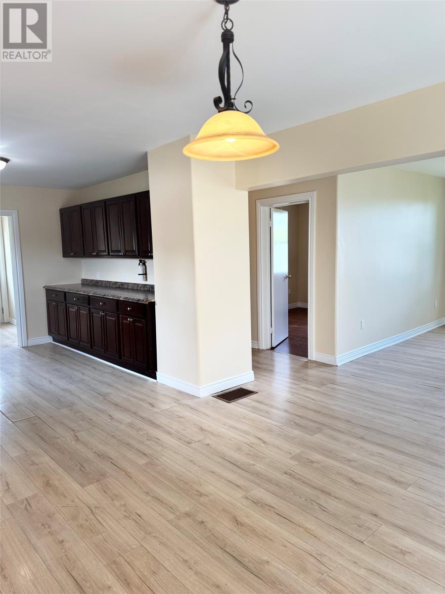 243 Main Street N, Glovertown — photo 14