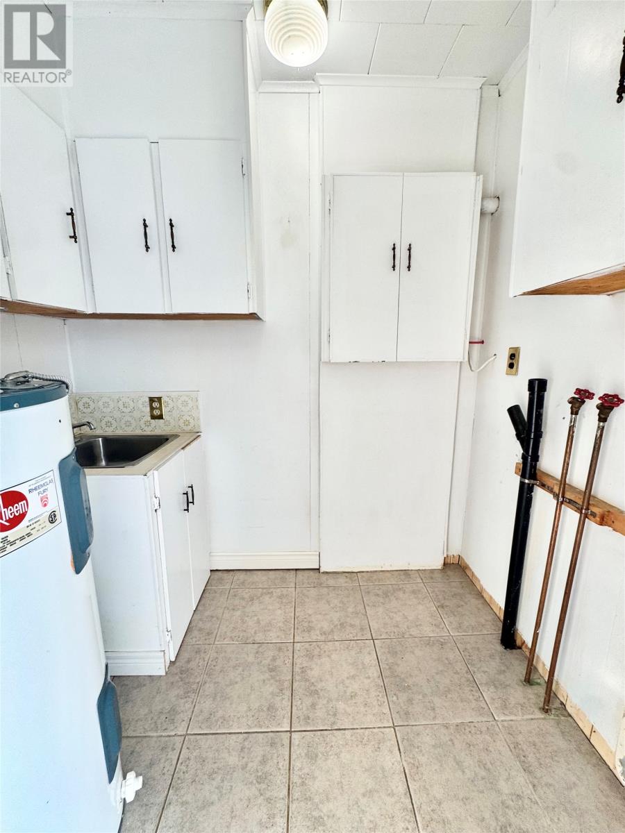 91 Memorial Drive, Gander — photo 4