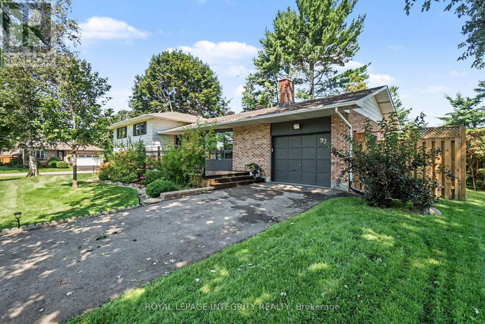 92 Lennox Street S, Ottawa, Ontario  K0A 2Z0 - Photo 3 - X13685750