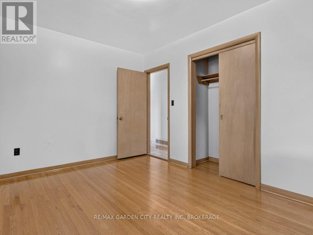 8 Champa Drive, St. Catharines, Ontario L2M 3K2 - Photo 35 - X13685726