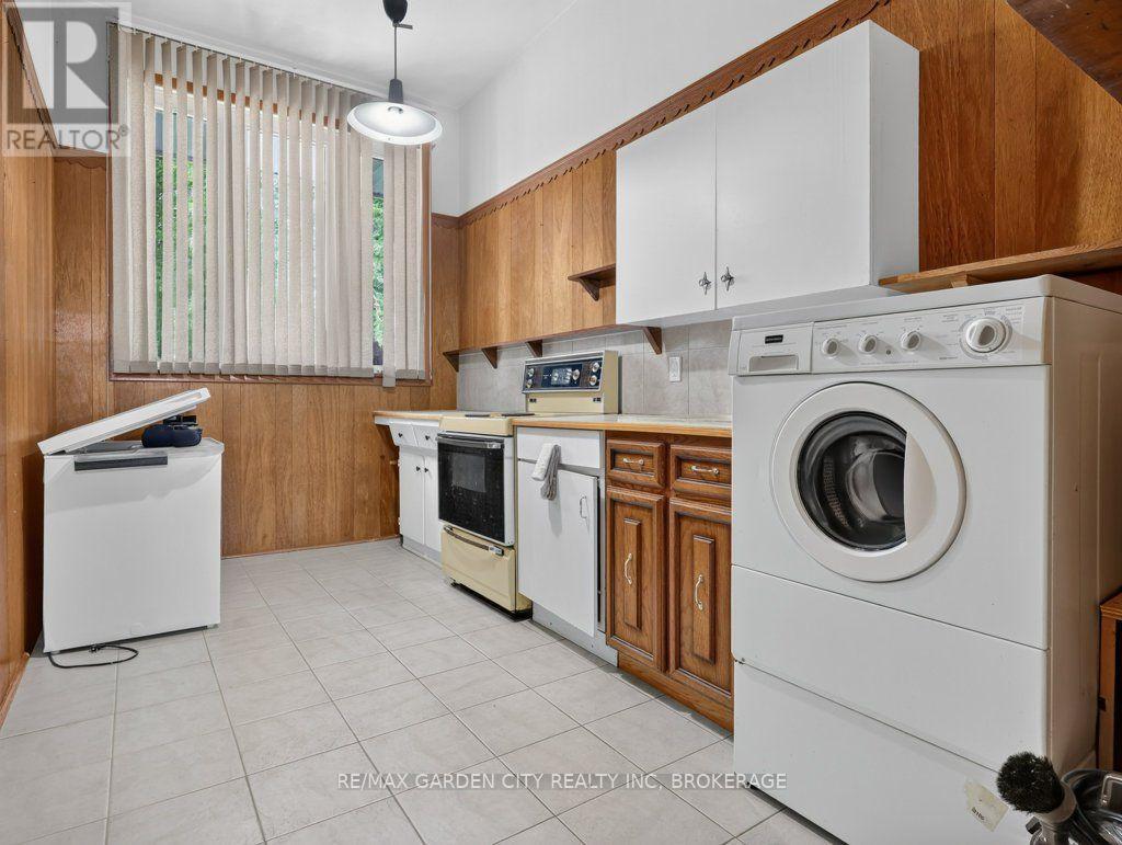 8 Champa Drive, St. Catharines, Ontario L2M 3K2 - Photo 36 - X13685726