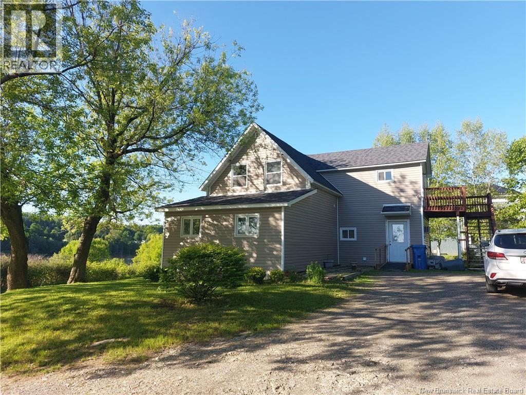 9024 Main Street, Florenceville-Bristol, New Brunswick E7L 2A3 - Photo 2 - NB146184