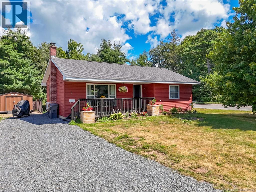 <h3>$374,900</h3><p>1 Onondaga Street, Oromocto, New Brunswick</p>