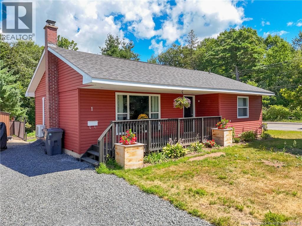 1 Onondaga Street, Oromocto, New Brunswick E2V 1B4 - Photo 2 - NB146055
