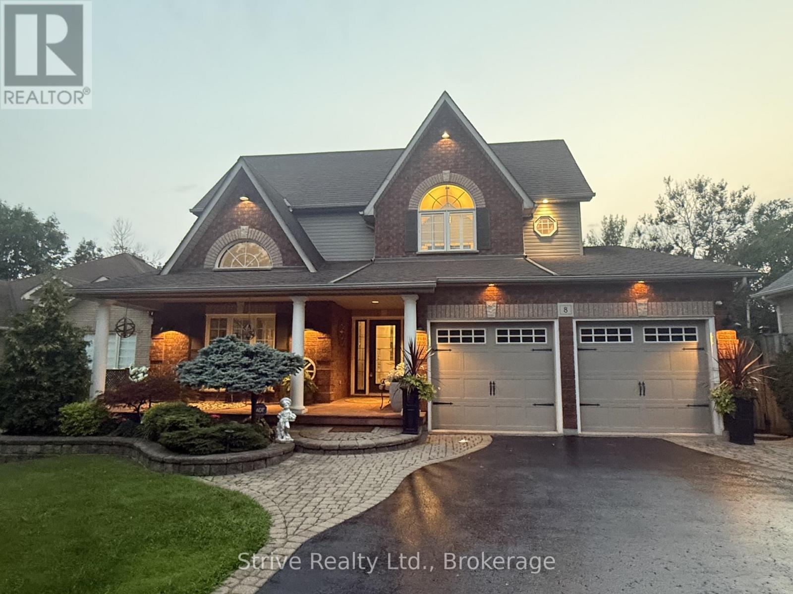 8 ROWLAND COURT, Clarington, Ontario