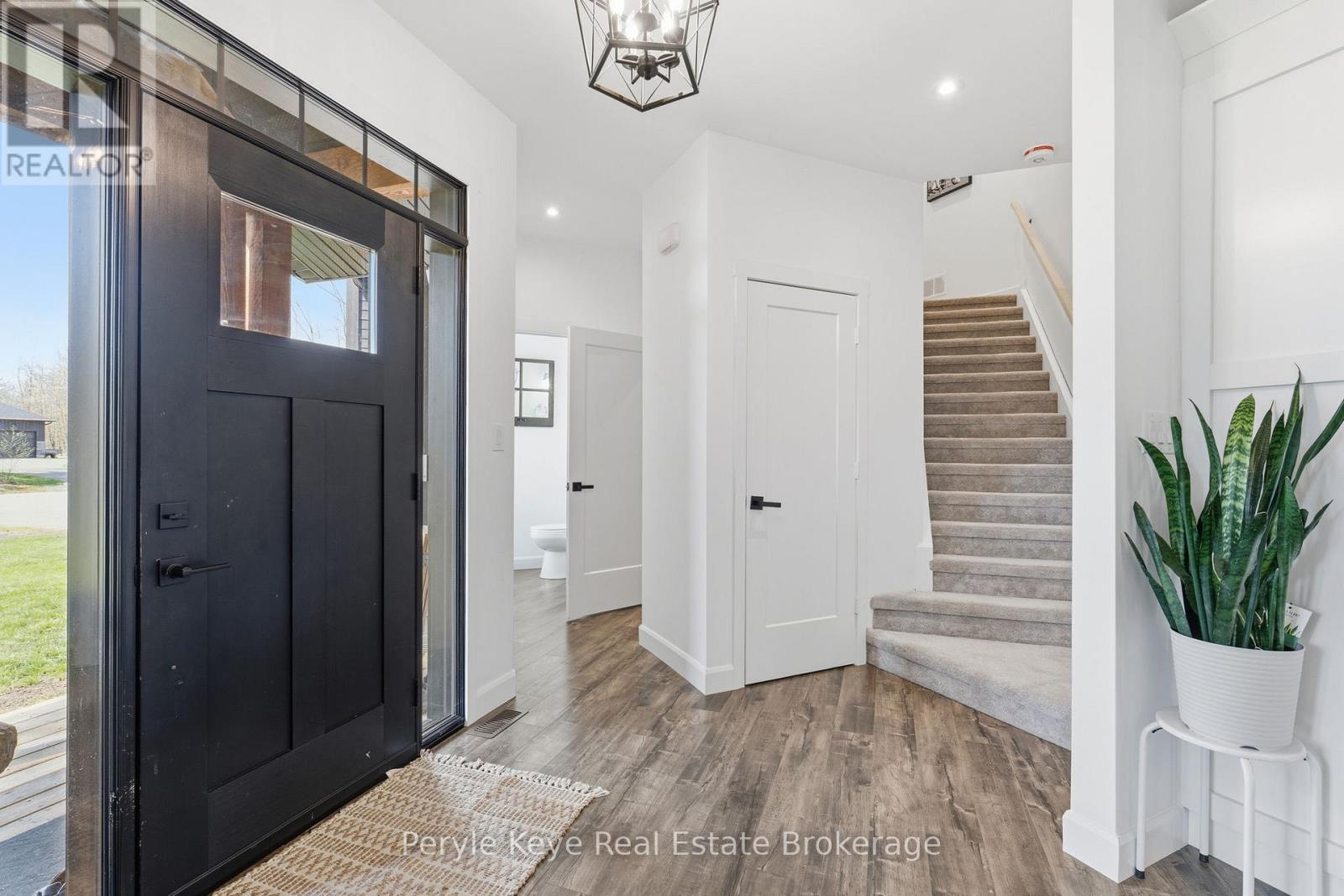 1056 Xavier Street, Gravenhurst, Ontario  P0E 1G0 - Photo 31 - X13685806