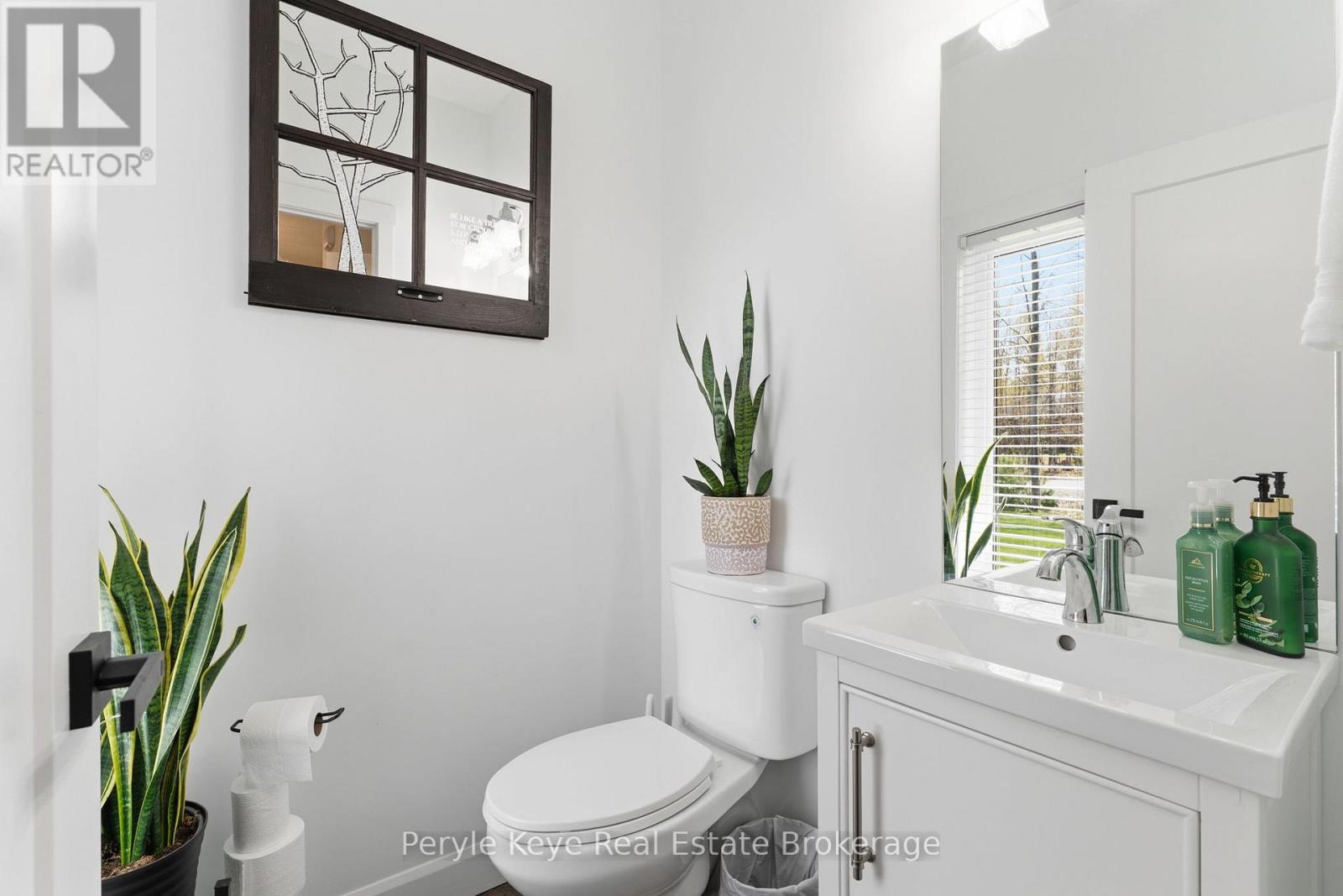 1056 Xavier Street, Gravenhurst, Ontario  P0E 1G0 - Photo 32 - X13685806