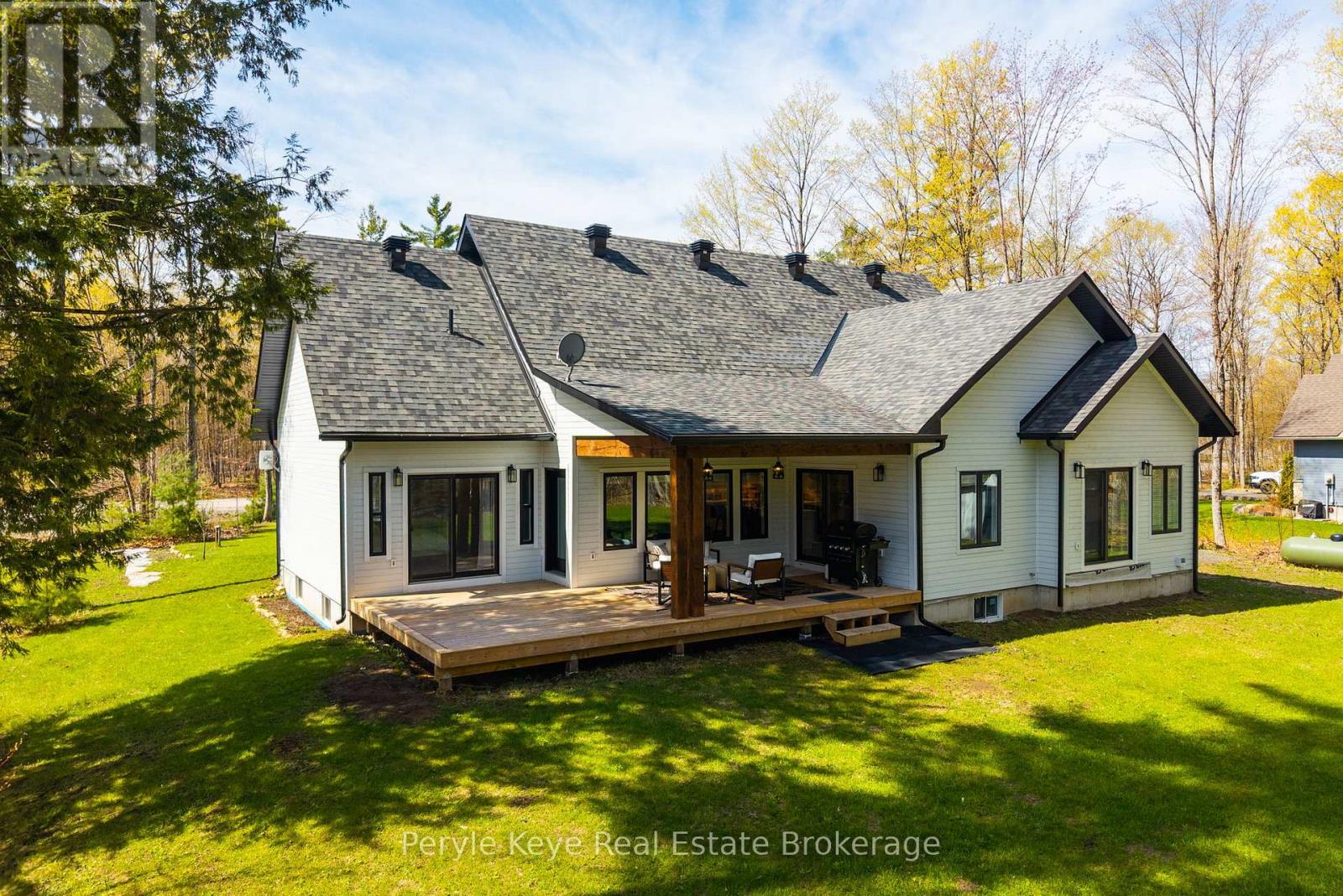 1056 Xavier Street, Gravenhurst, Ontario  P0E 1G0 - Photo 38 - X13685806
