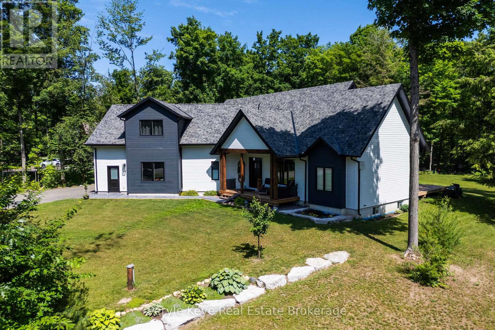 1056 Xavier Street, Gravenhurst, Ontario  P0E 1G0 - Photo 41 - X13685806