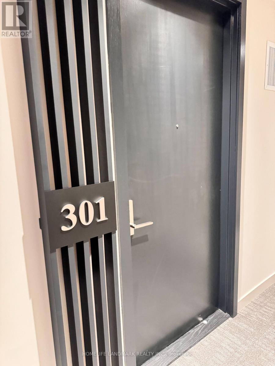 301 - 81 Wellesley Street E, Toronto, Ontario  M4Y 0C5 - Photo 2 - C13685734