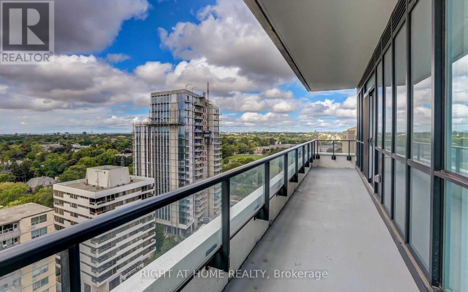 1806 - 609 Avenue Road, Toronto, Ontario  M4V 2K3 - Photo 8 - C13685752
