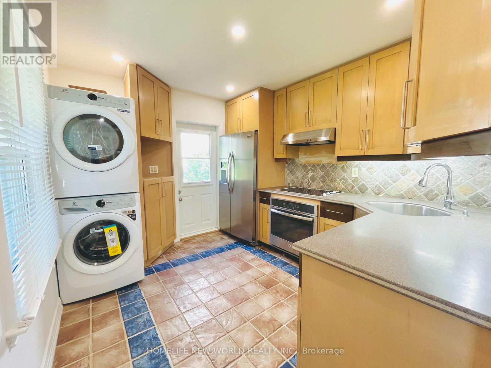 Ground - 121 Kingsdale Avenue, Toronto, Ontario  M2N 3W5 - Photo 7 - C13685764