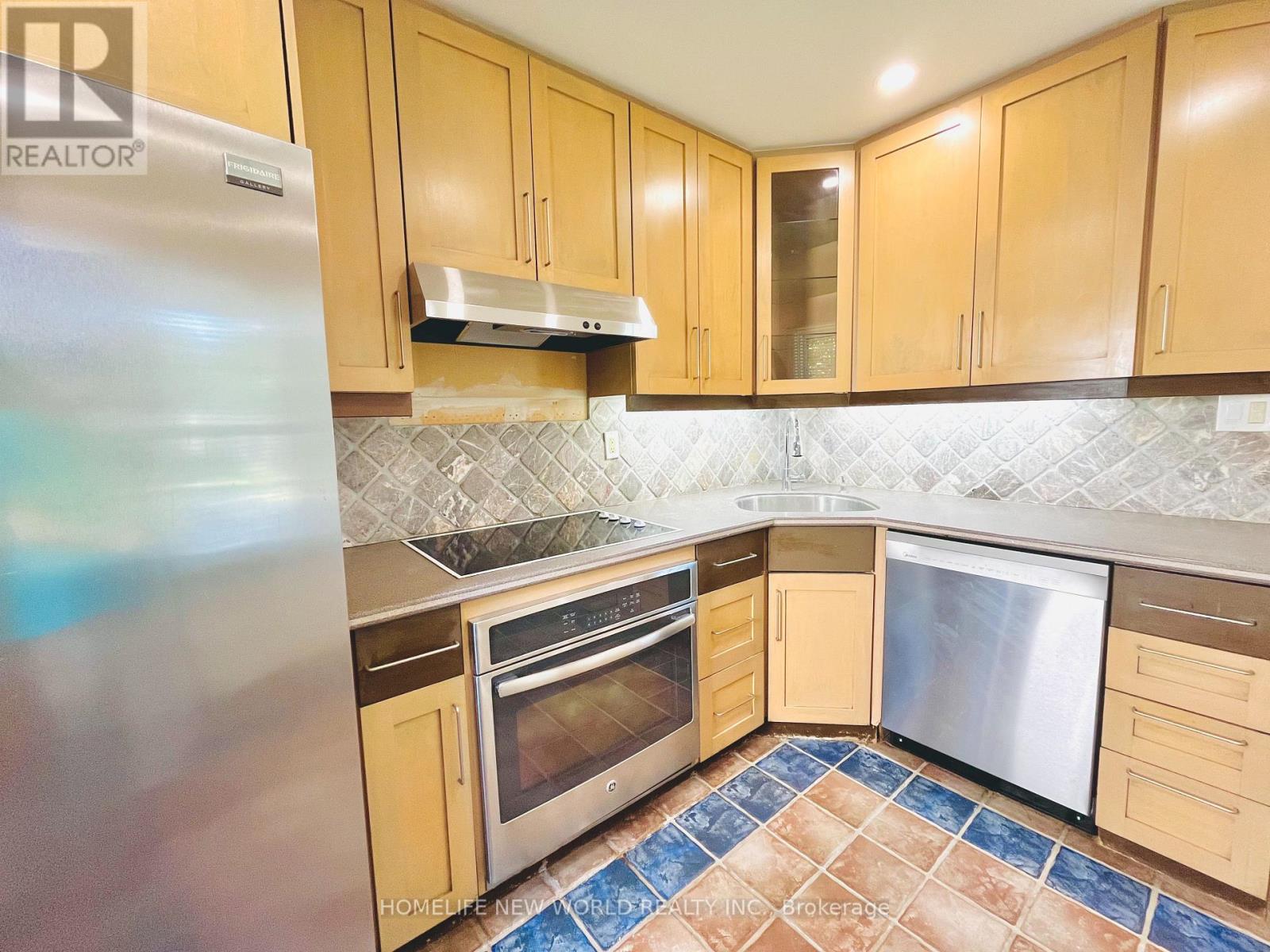 Ground - 121 Kingsdale Avenue, Toronto, Ontario  M2N 3W5 - Photo 8 - C13685764