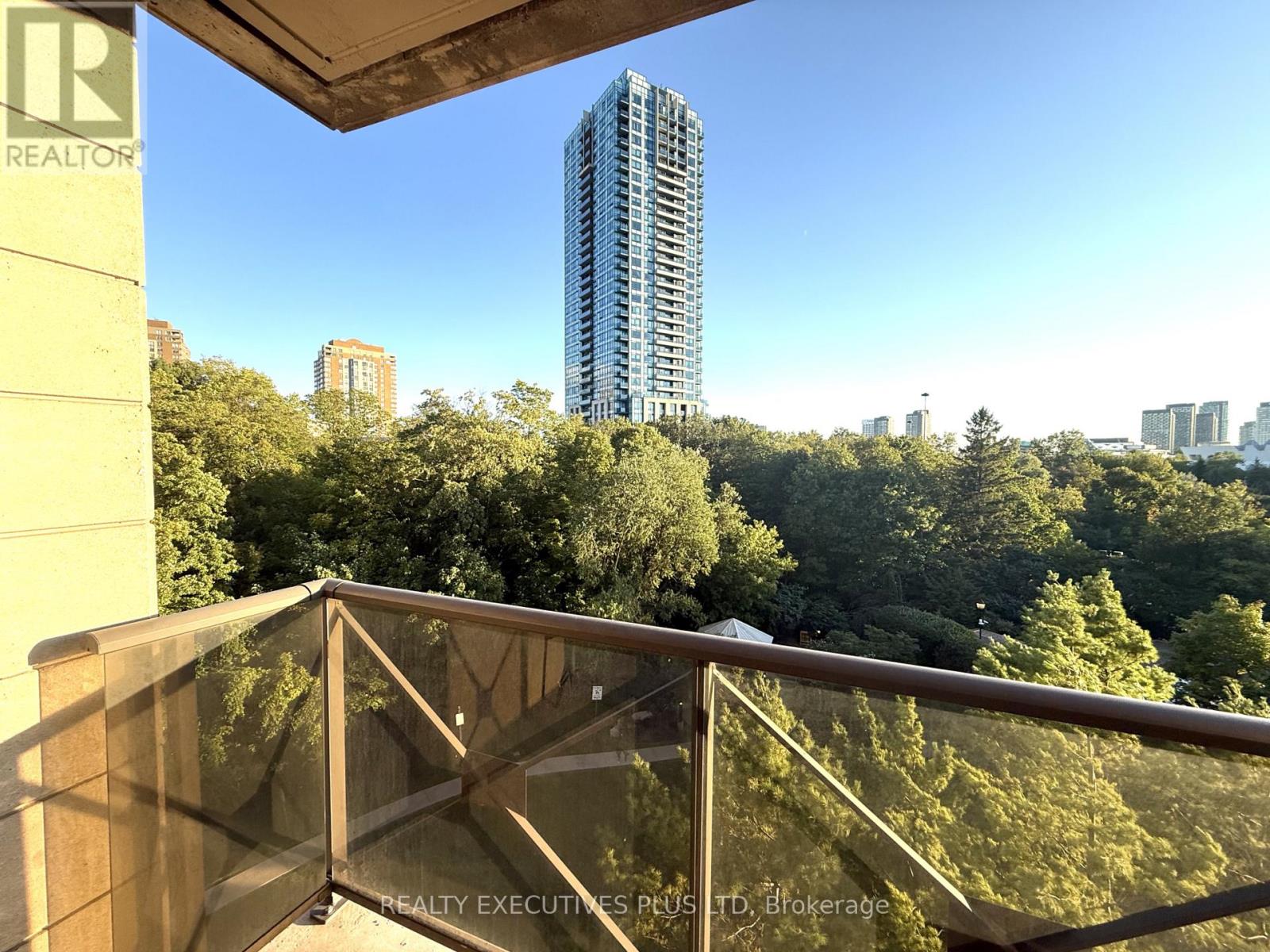 404 - 135 Wynford Drive, Toronto, Ontario  M3C 0J4 - Photo 16 - C13685766