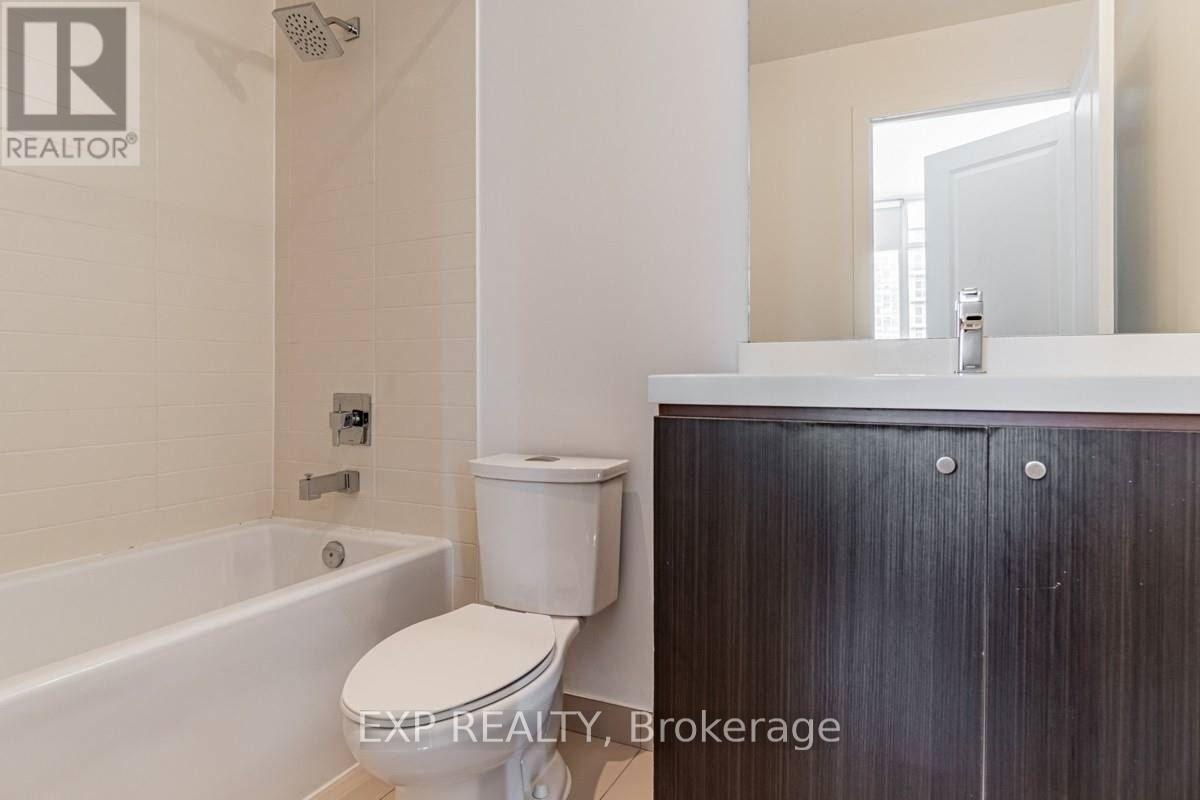 1311 - 105 George Street, Toronto, Ontario  M5A 0L4 - Photo 11 - C13685798