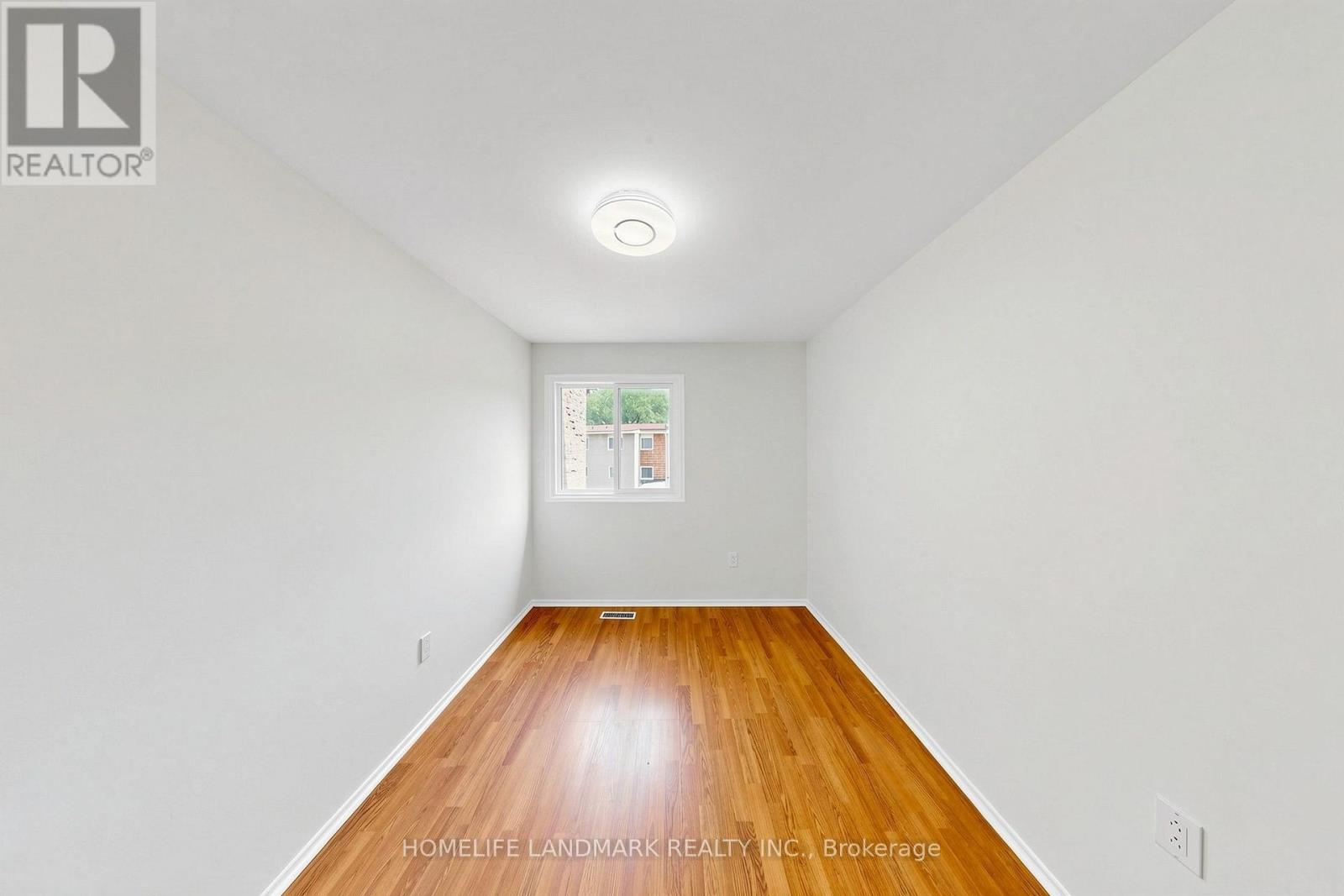 8 Rusty Crest Way, Toronto, Ontario  M2J 2Y4 - Photo 24 - C13685822