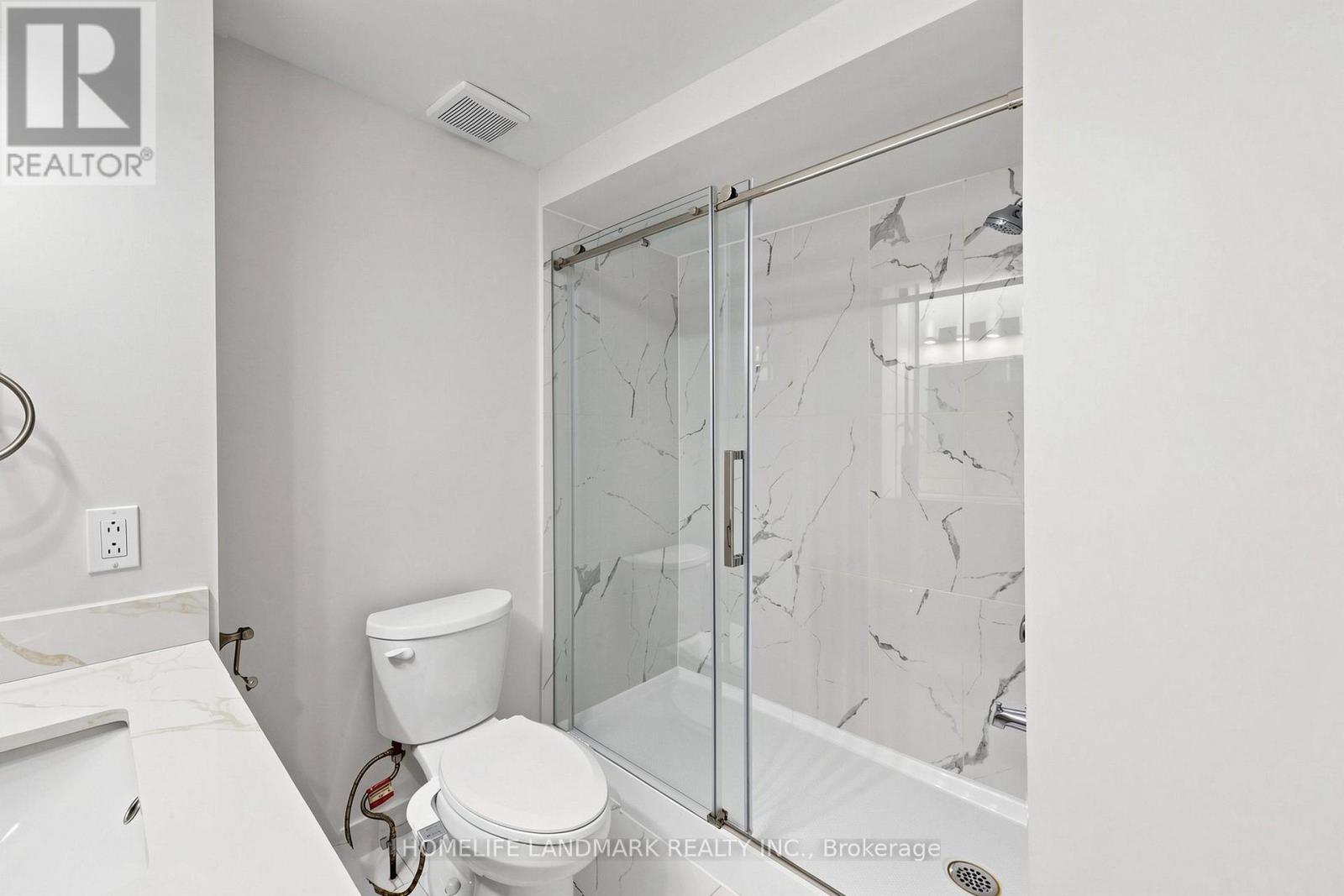 8 Rusty Crest Way, Toronto, Ontario  M2J 2Y4 - Photo 31 - C13685822
