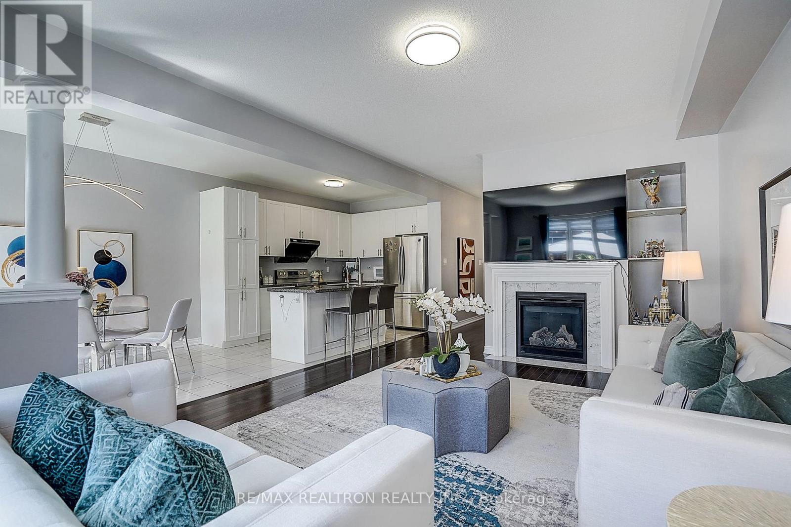 19 Falconridge Terrace, East Gwillimbury, Ontario  L0G 1V0 - Photo 23 - N13685712