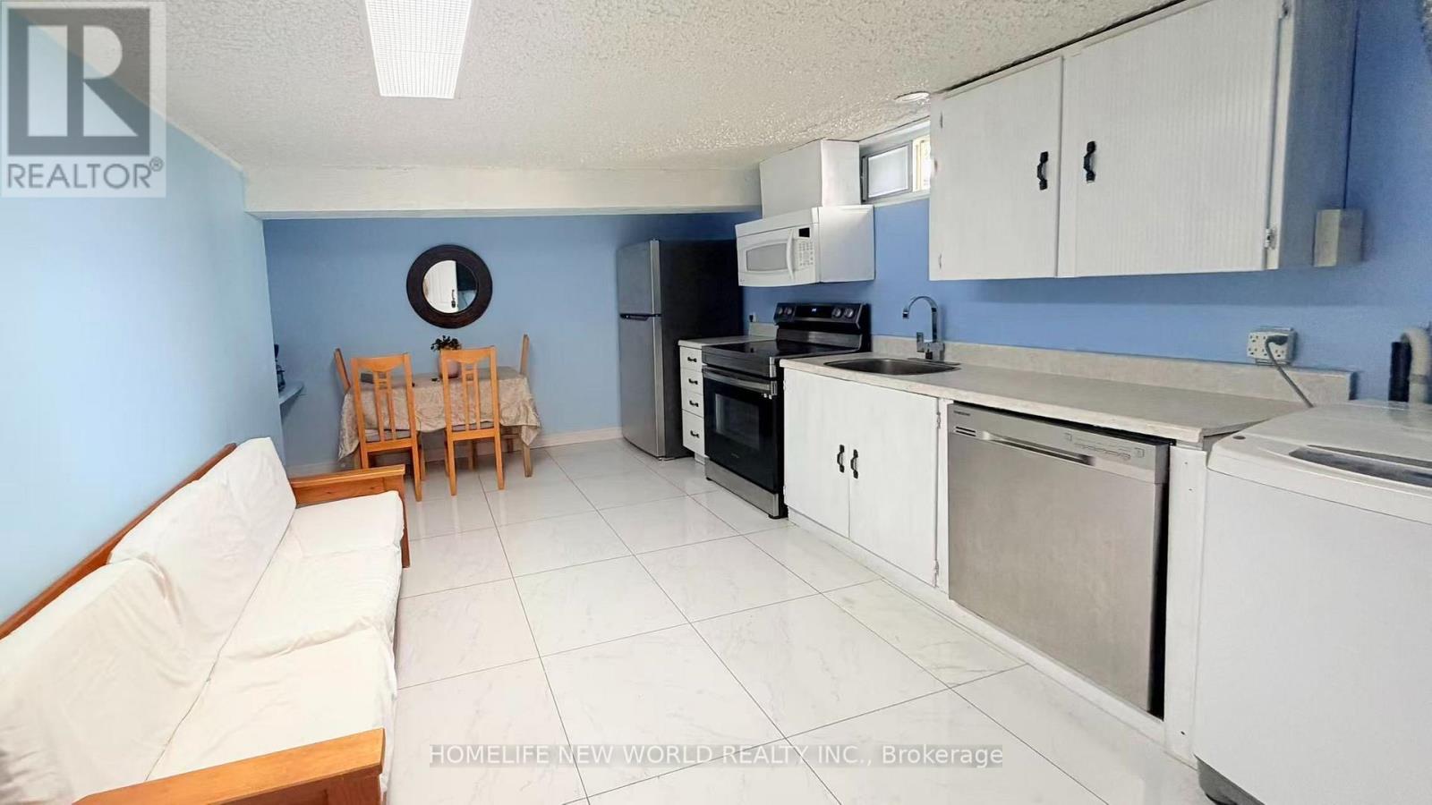 Bsmt Unit 1 - 385 Marybay Crescent, Richmond Hill, Ontario  L4C 2X5 - Photo 4 - N13685736