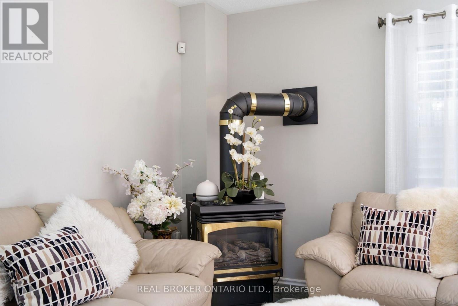 22 October Lane, Aurora, Ontario L4G 6Y1 - Photo 7 - N13685772