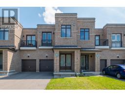215 ELYSE COURT, Aurora, Ontario