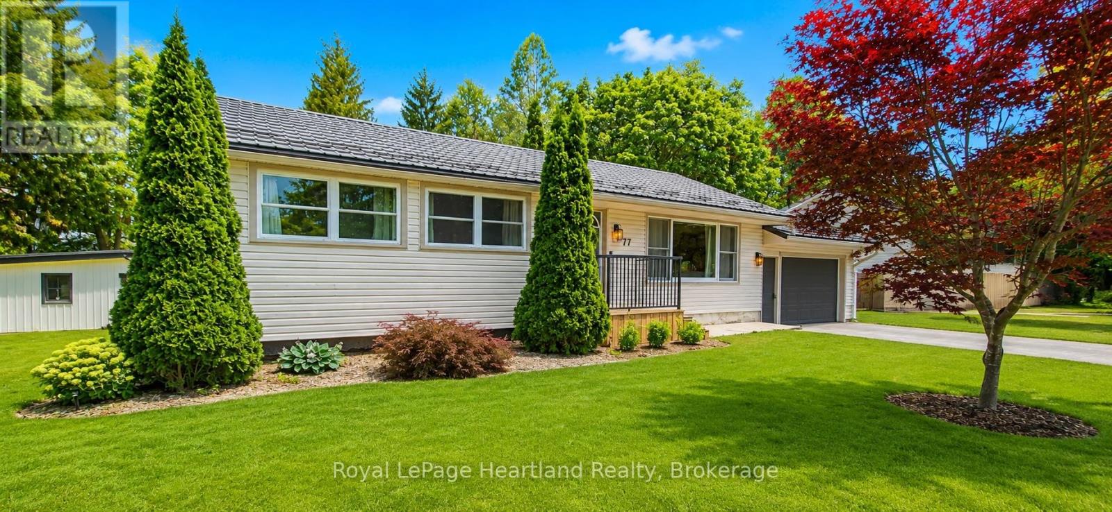 77 Chalk Street N, Huron East, Ontario  N0K 1W0 - Photo 3 - X13413782