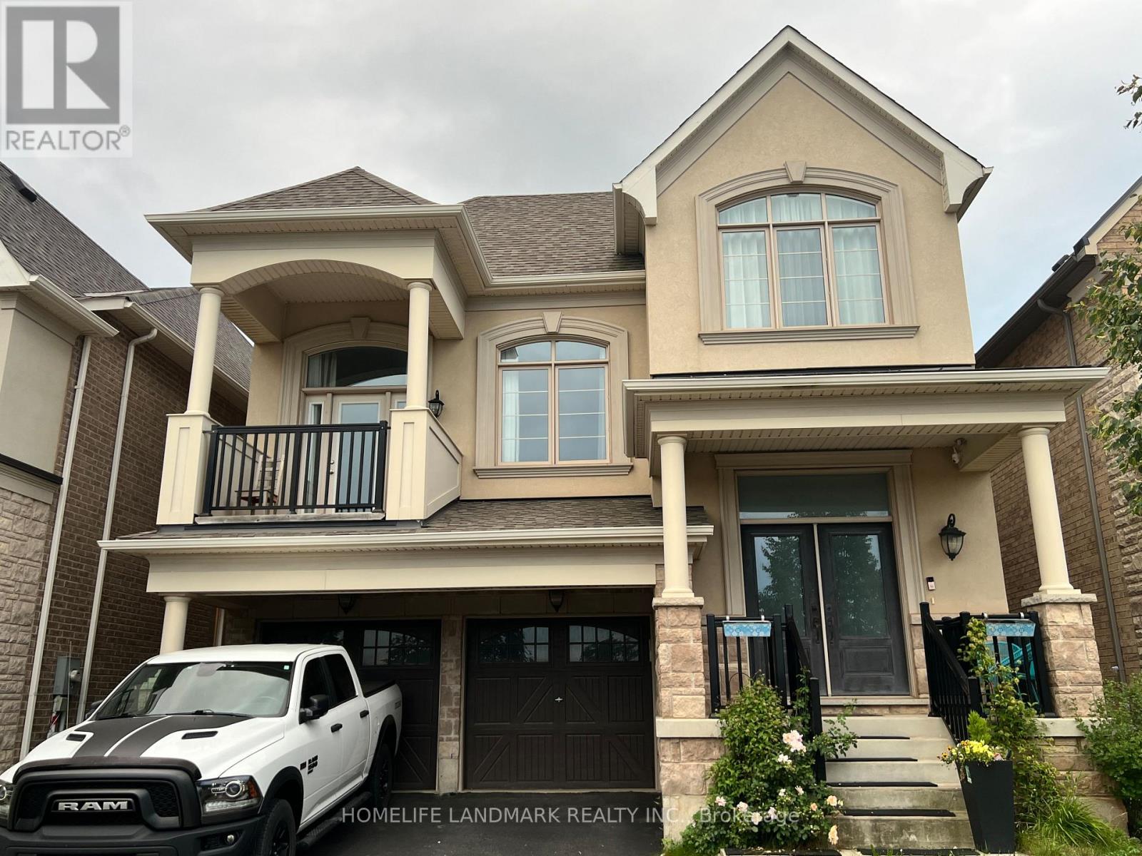 102 Fowley Drive, Oakville, Ontario  L6H 0V3 - Photo 1 - W13685710