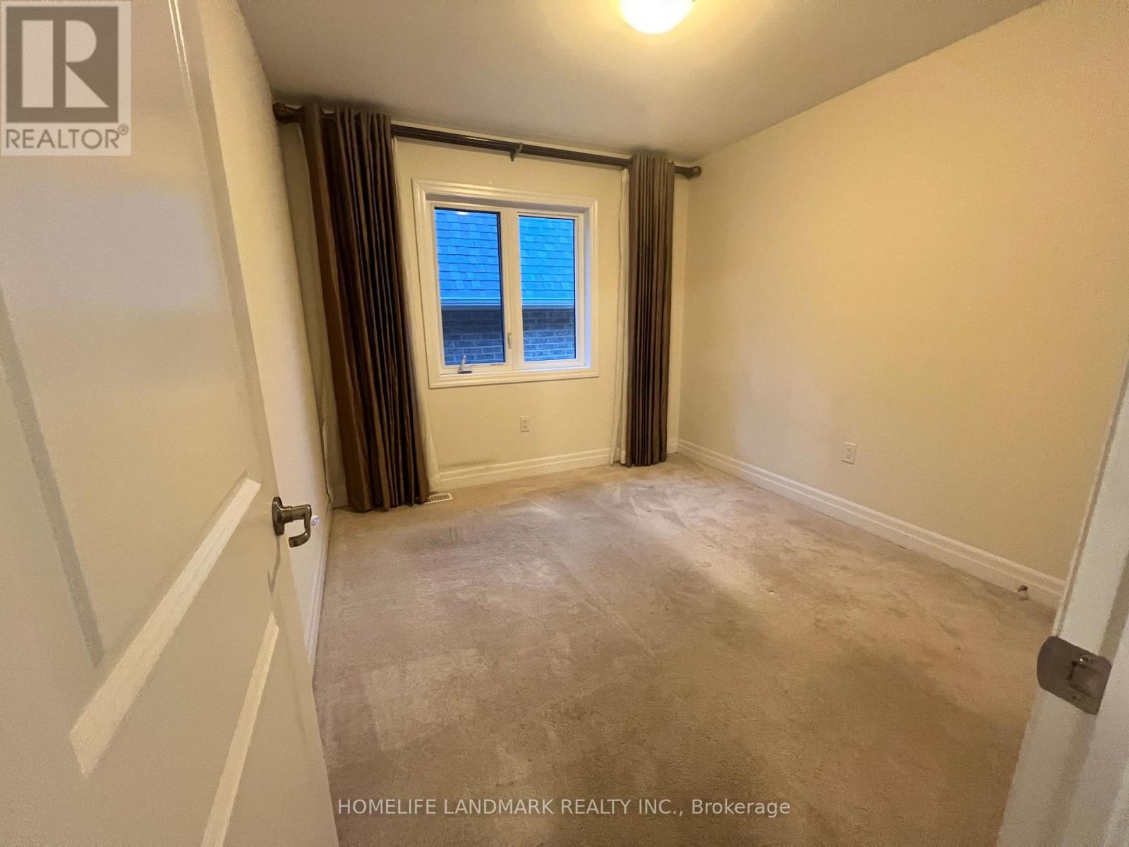 102 Fowley Drive, Oakville, Ontario  L6H 0V3 - Photo 11 - W13685710