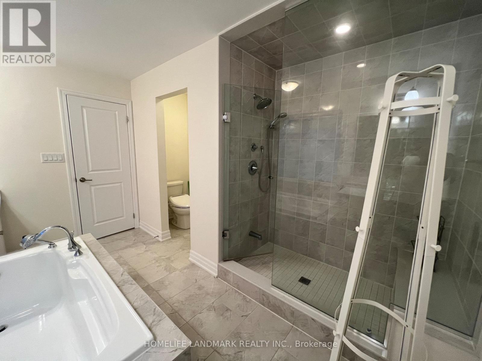 102 Fowley Drive, Oakville, Ontario  L6H 0V3 - Photo 16 - W13685710