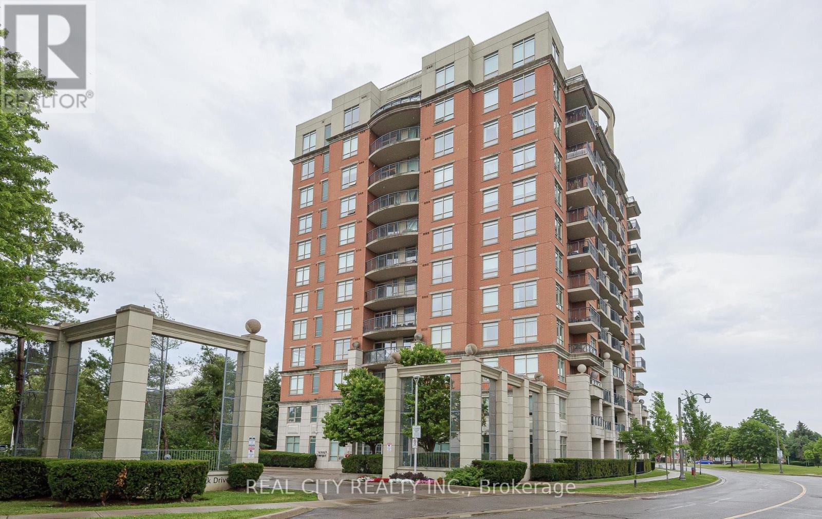 704 - 2325 Central Park Drive, Oakville, Ontario  L6H 0E2 - Photo 1 - W13685774