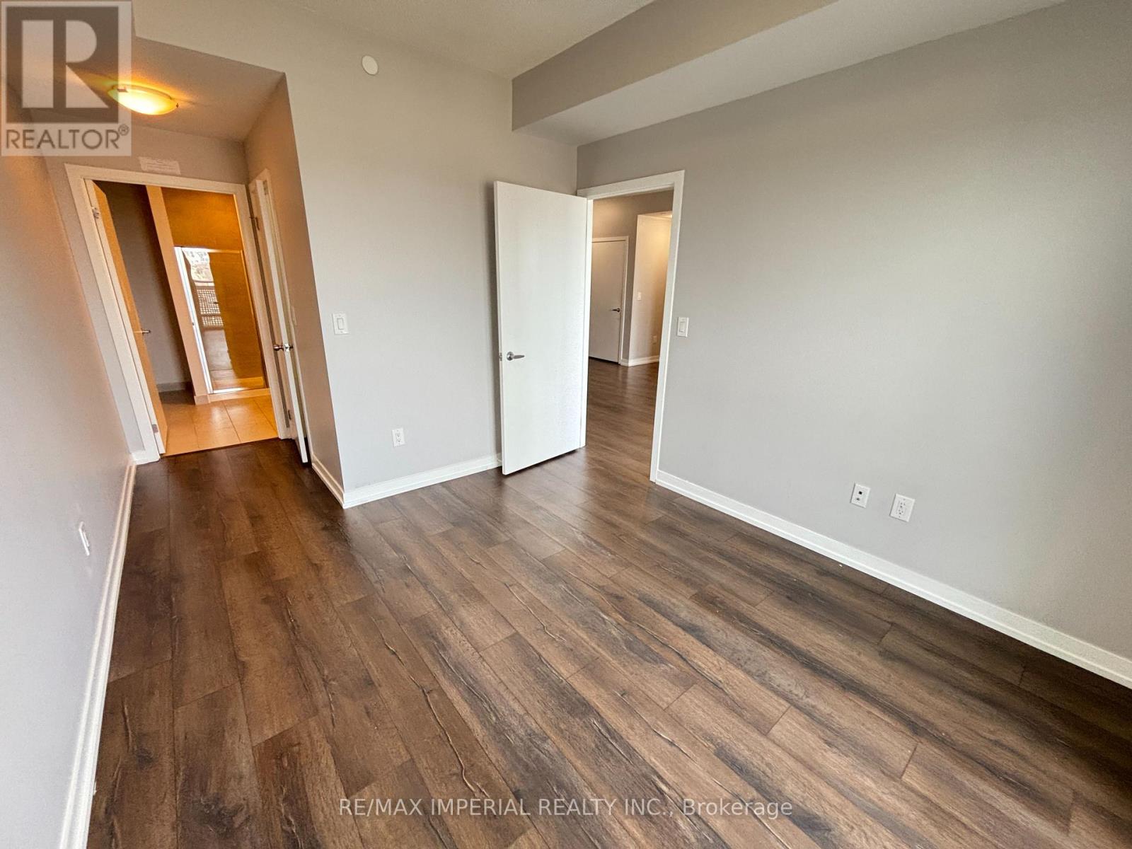 1212 - 2520 Eglinton Avenue W, Mississauga, Ontario  L5M 0Y4 - Photo 13 - W13685812