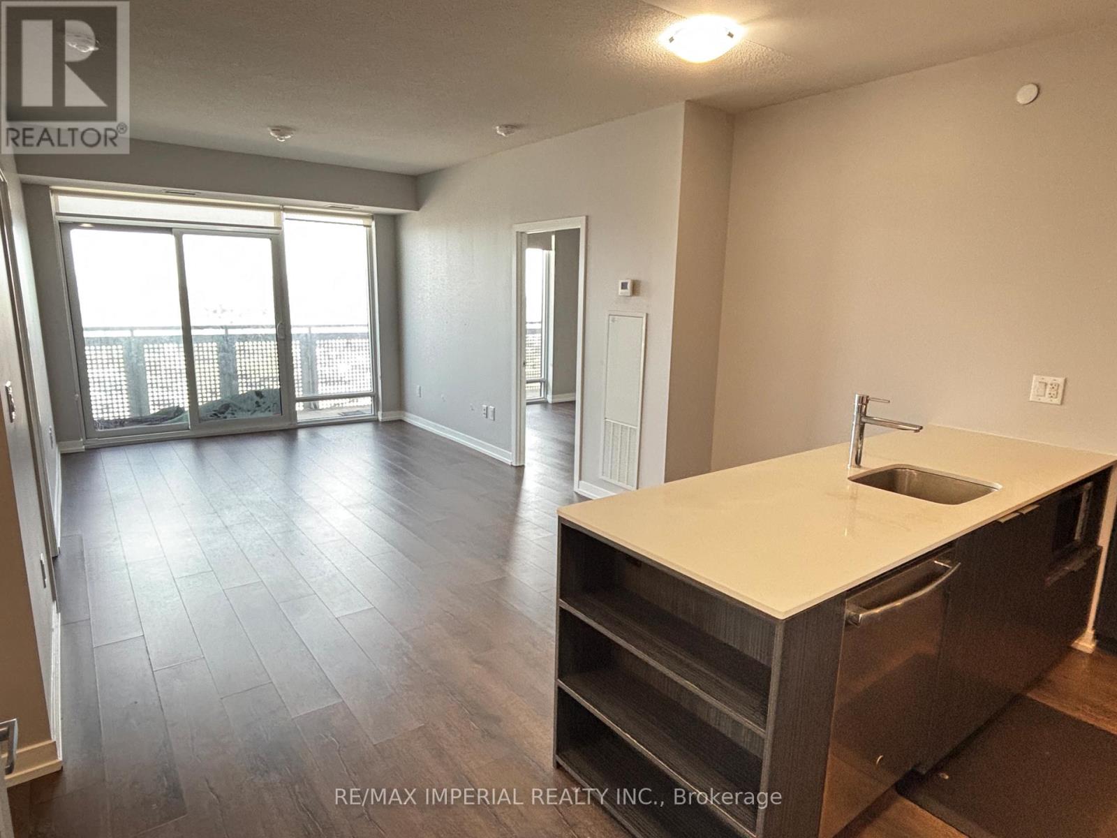 1212 - 2520 Eglinton Avenue W, Mississauga, Ontario  L5M 0Y4 - Photo 2 - W13685812