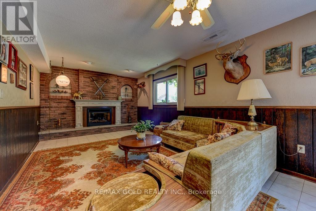 70 Malcolm Crescent, Brampton, Ontario  L6S 3C8 - Photo 27 - W13685818