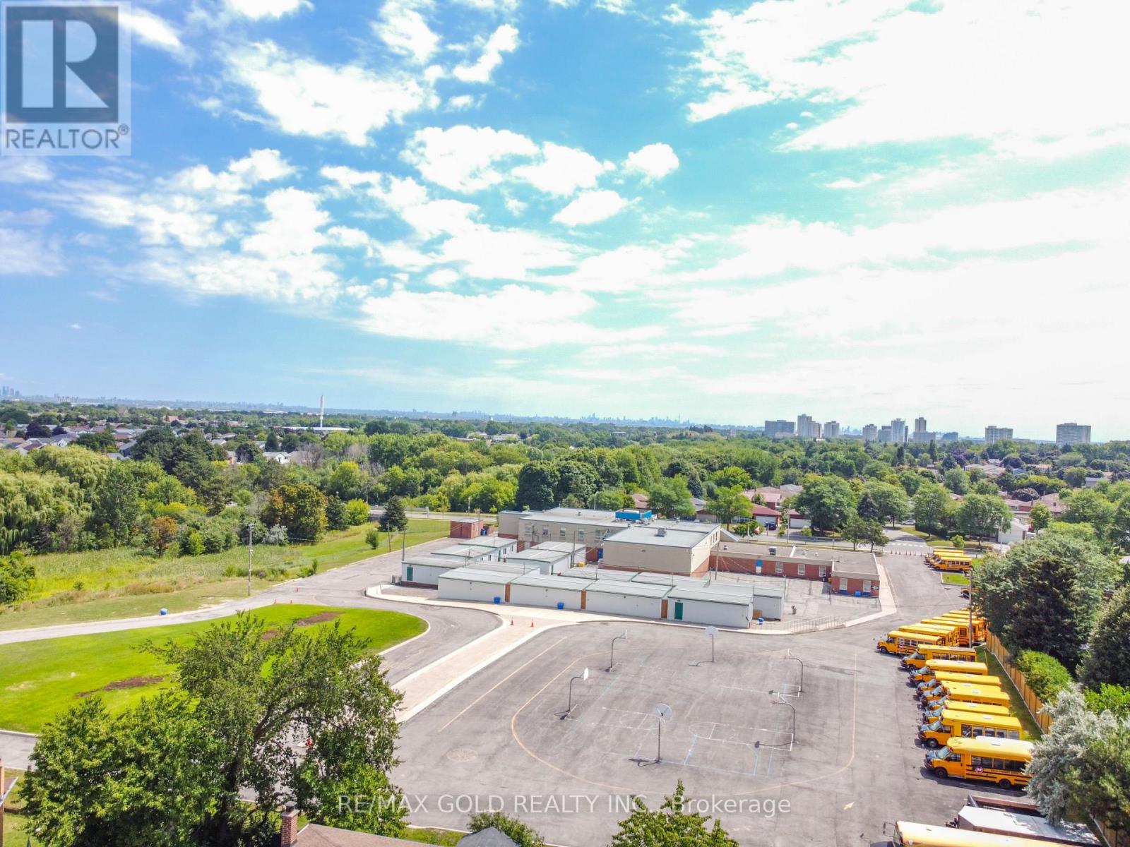 70 Malcolm Crescent, Brampton, Ontario  L6S 3C8 - Photo 45 - W13685818