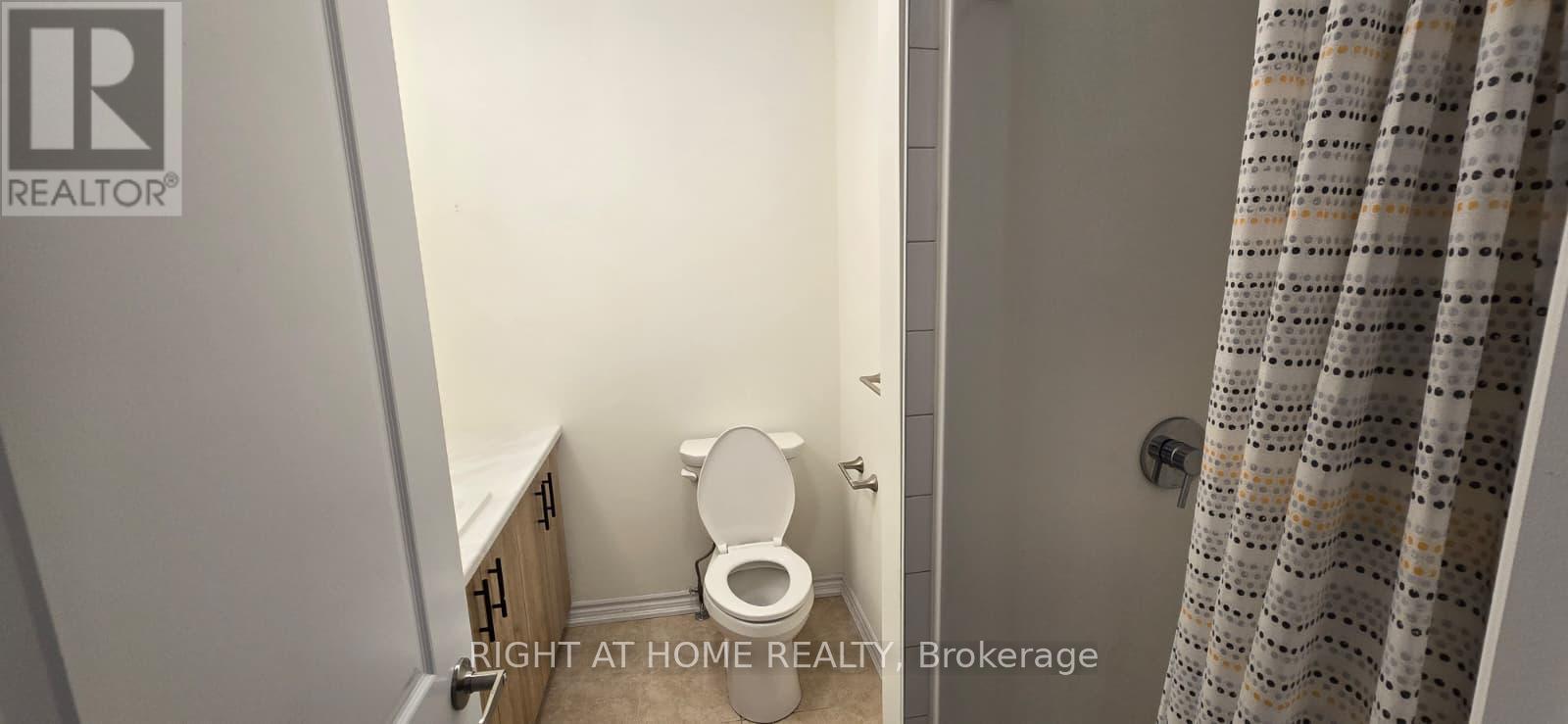 52 - 5672 Dorchester Road, Niagara Falls, Ontario  L2G 4Y8 - Photo 8 - X13685754
