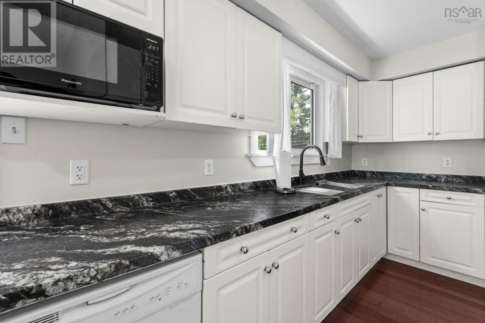 23 Rankin Drive, Lower Sackville, Nova Scotia  B4C 3A7 - Photo 14 - 202620332