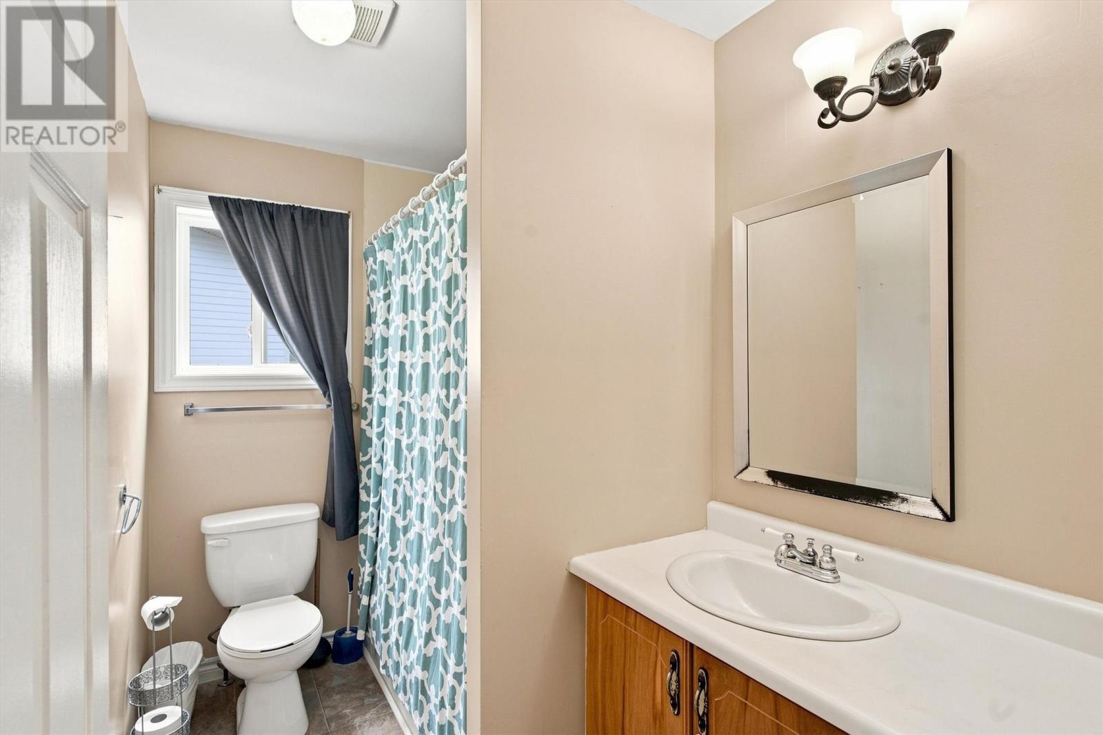 12 Thorburn Place, Clarenville — photo 11
